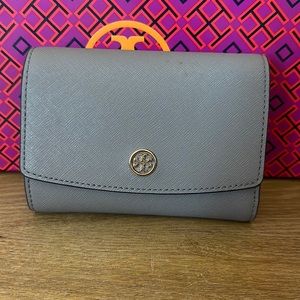 Authentic Tory Burch Robinson trifold wallet